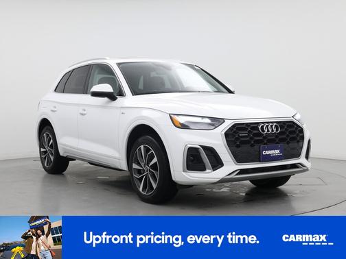 White 2024 Audi Q5 S-Line Premium Plus