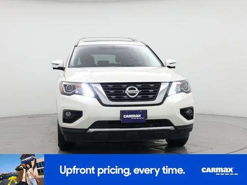 2017 Nissan Pathfinder SL