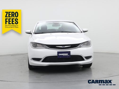 White 2015 Chrysler 200 Limited