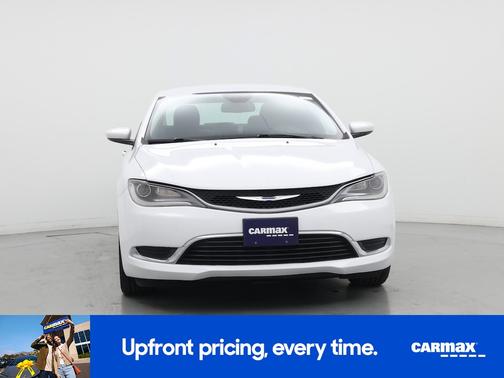 White 2015 Chrysler 200 Limited