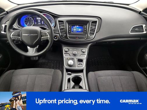 White 2015 Chrysler 200 Limited