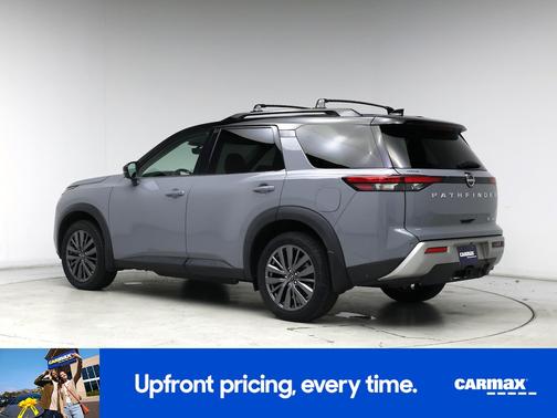 Gray 2023 Nissan Pathfinder SL