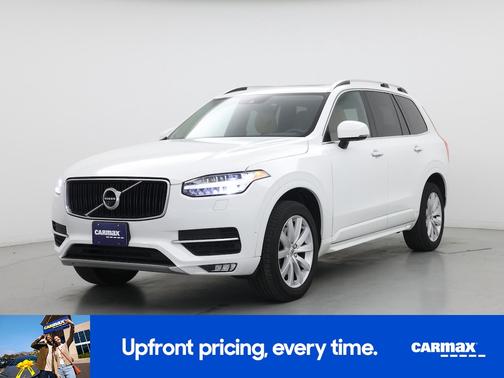 White 2016 Volvo XC90 T6 Momentum