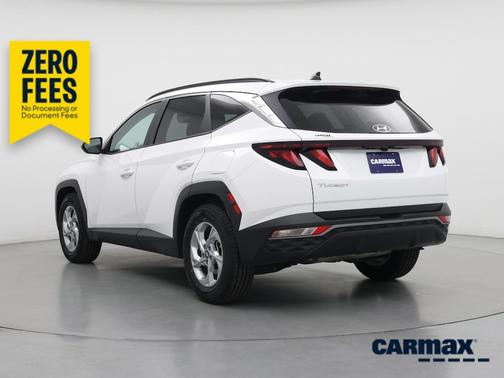 White 2024 Hyundai TUCSON SEL