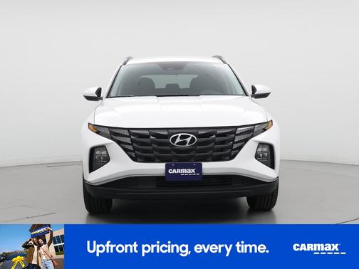 White 2024 Hyundai TUCSON SEL