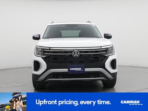 White 2024 Volkswagen Atlas Peak Edition SE w/Tech