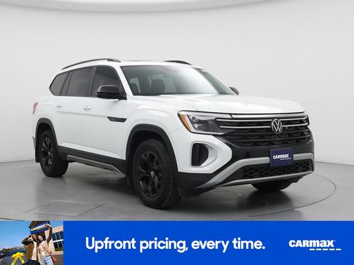 White 2024 Volkswagen Atlas Peak Edition SE w/Tech