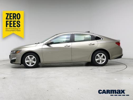 Gold 2022 Chevrolet Malibu LS