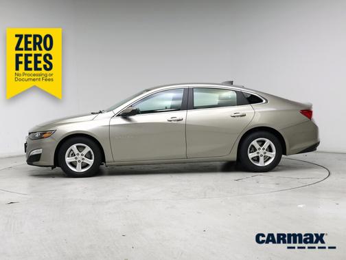 Gold 2022 Chevrolet Malibu LS