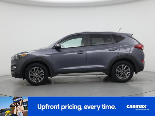 Gray 2017 Hyundai TUCSON SE