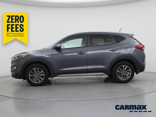 Gray 2017 Hyundai TUCSON SE