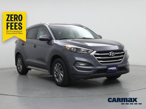 Gray 2017 Hyundai TUCSON SE