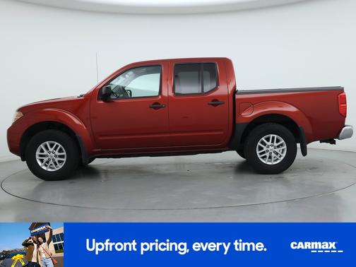 Red 2016 Nissan Frontier SV