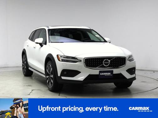 2023 Volvo V60 Cross Country B5 Ultimate