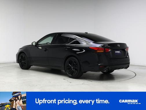Black 2025 Nissan Altima SR