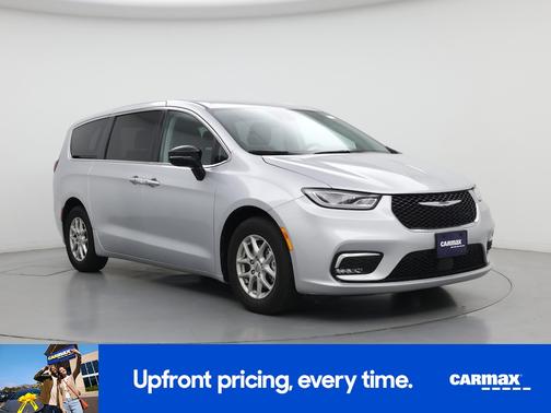 Silver 2024 Chrysler Pacifica Touring L