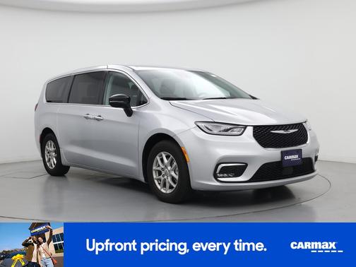 Silver 2024 Chrysler Pacifica Touring L