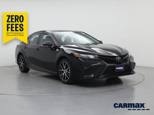 Black 2023 Toyota Camry SE