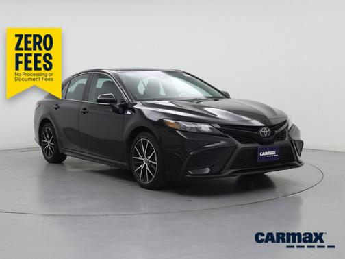 Black 2023 Toyota Camry SE