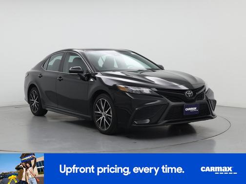 Black 2023 Toyota Camry SE