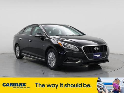 2016 Hyundai SONATA Hybrid SE