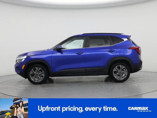 Blue 2024 Kia Seltos S