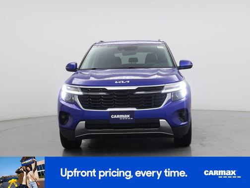 Blue 2024 Kia Seltos S