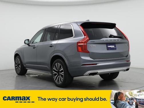 2020 Volvo XC90 T6 Momentum