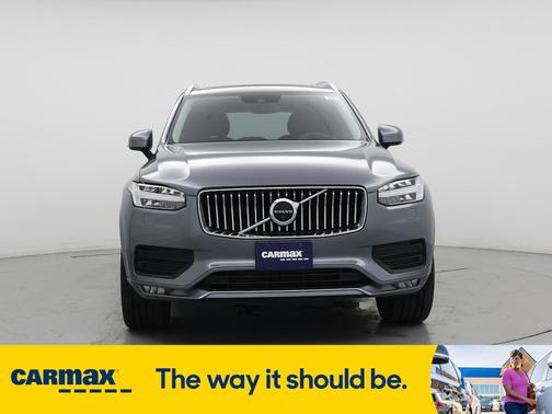 2020 Volvo XC90 T6 Momentum