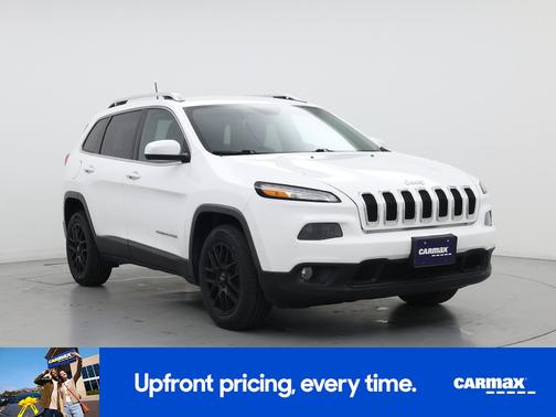 White 2017 Jeep Cherokee Latitude