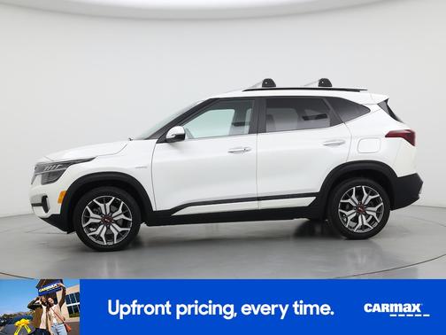 White 2021 Kia Seltos SX