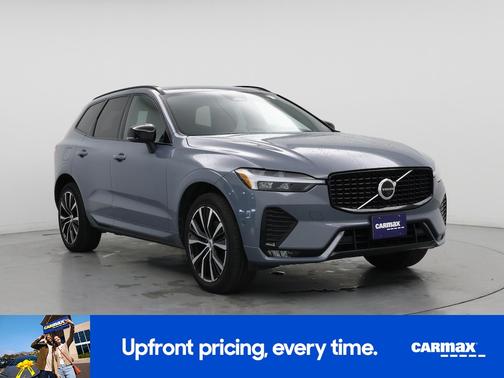 2023 Volvo XC60 B5 Plus Dark Theme
