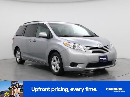 2017 Toyota Sienna LE
