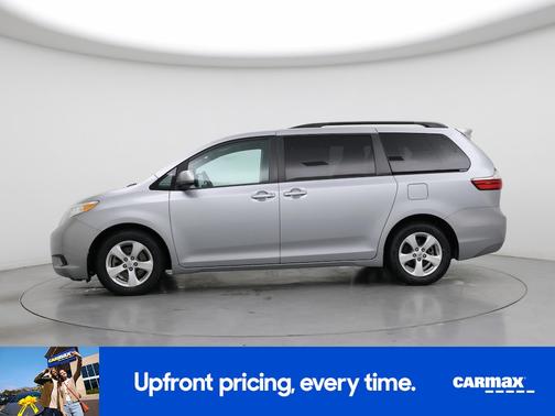 2017 Toyota Sienna LE