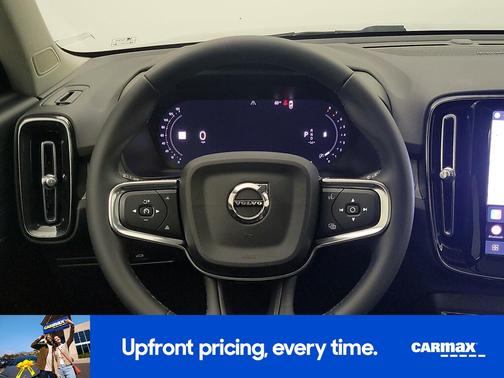 Silver 2023 Volvo XC40 B4 Ultimate Dark Theme