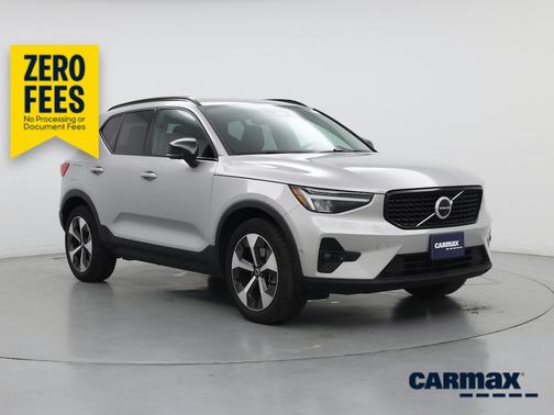 Silver 2023 Volvo XC40 B4 Ultimate Dark Theme