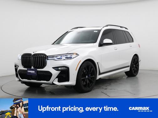 2022 BMW X7 M50i