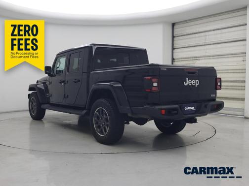 Black 2022 Jeep Gladiator Overland