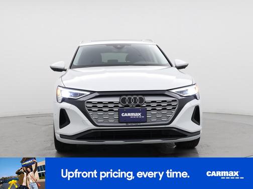 2024 Audi Q8 e-tron Premium Plus