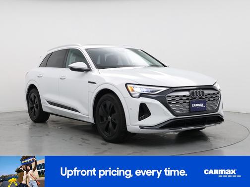 2024 Audi Q8 e-tron Premium Plus