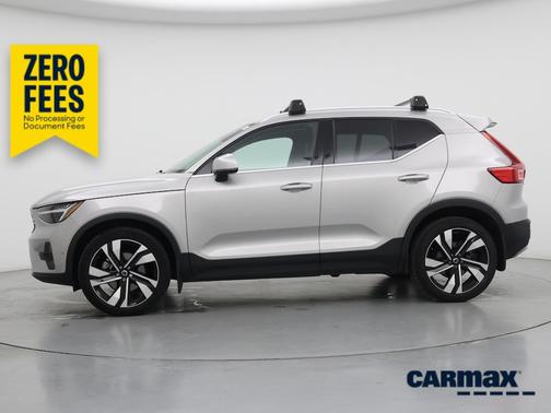 Gray 2023 Volvo XC40 B5 Plus Bright Theme