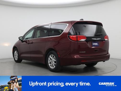 2023 Chrysler Voyager LX