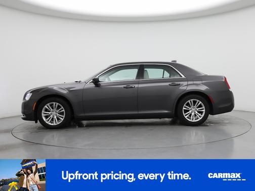 2017 Chrysler 300 Limited