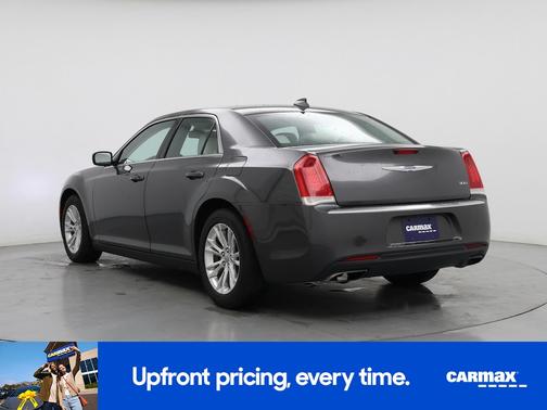 2017 Chrysler 300 Limited
