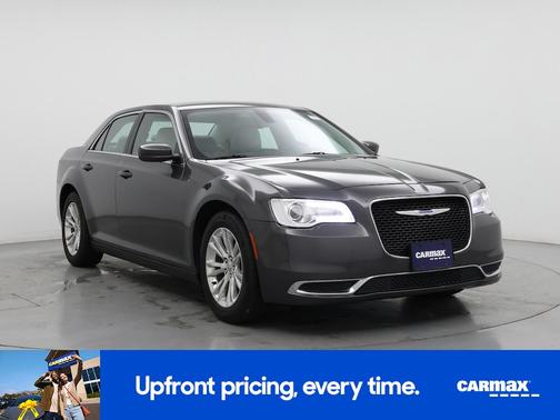 2017 Chrysler 300 Limited