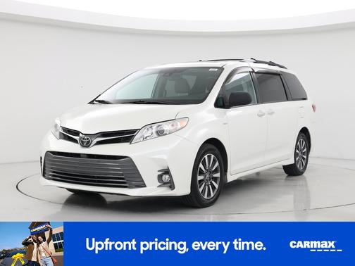 2020 Toyota Sienna XLE