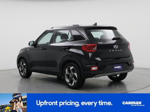 2022 Hyundai VENUE SEL