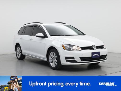 White 2017 Volkswagen Golf S