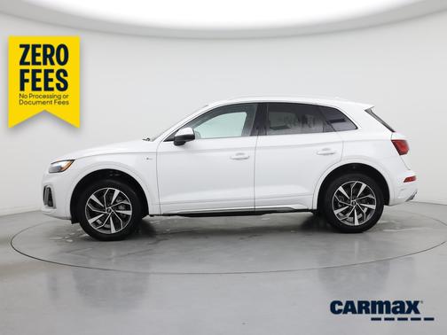 White 2024 Audi Q5 S-Line Premium Plus