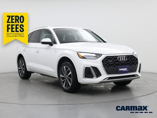 White 2024 Audi Q5 S-Line Premium Plus